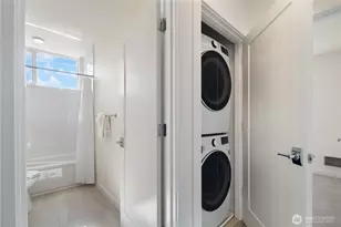 4630 Linden Ave N, Seattle, WA 98103 - Photo 18