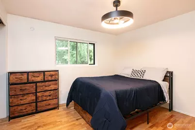 18910 71st Avenue NE, Kenmore, WA 98028 - Photo 4