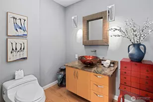 13210 Holmes Point Dr NE, Kirkland, WA 98034 - Photo 22