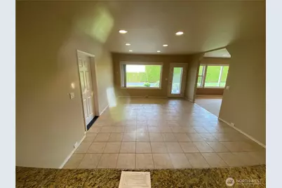 1380 Eastmont #803, East Wenatchee, WA 98802 - Photo 4