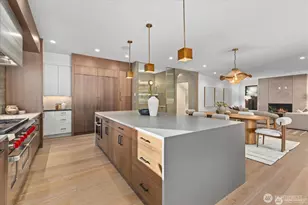 1020 107th Ave SE, Bellevue, WA 98004 - Photo 8