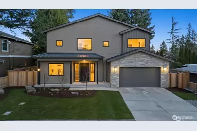 1020 107th Avenue SE, Bellevue, WA 98004 - Photo 1