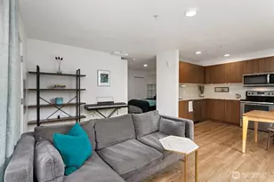 1601 N 45th St, Seattle, WA 98103 - Photo 4