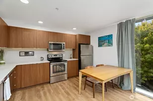 1601 N 45th St, Seattle, WA 98103 - Photo 8