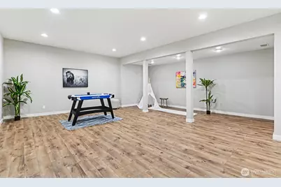 14023 SE 60th Street, Bellevue, WA 98006 - Photo 24