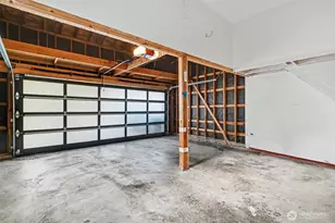 14023 SE 60th St, Bellevue, WA 98006 - Photo 32