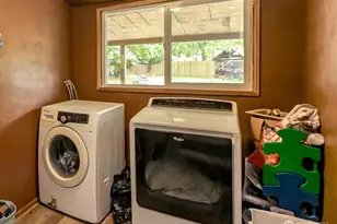 19510 215th St E, Orting, WA 98360 - Photo 22
