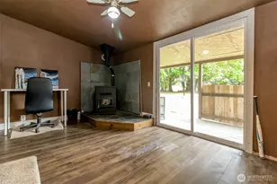 19510 215th St E, Orting, WA 98360 - Photo 10