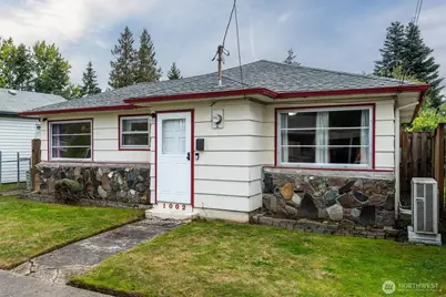 1002 N 10th Avenue, Kelso, WA 98626 - Photo 2