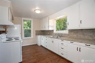 4540 Cable St, Bellingham, WA 98229 - Photo 10