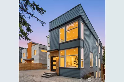 3035 A 21st Avenue W, Seattle, WA 98199 - Photo 2