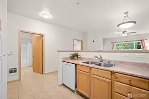 512 Darby Dr, Bellingham, WA 98226 - Photo 10
