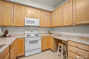 512 Darby Dr, Bellingham, WA 98226 - Photo 12