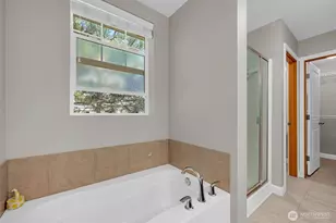 10625 Ross Rd, Bothell, WA 98011 - Photo 20