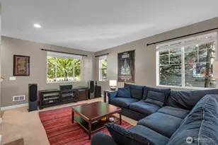 10625 Ross Rd, Bothell, WA 98011 - Photo 12