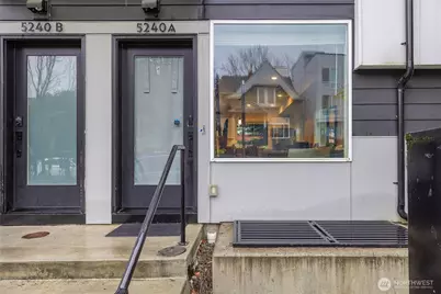 5240 Brooklyn Avenue NE #A, Seattle, WA 98105 - Photo 24