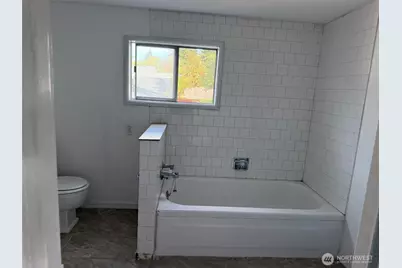 1721 S Mason Avenue, Tacoma, WA 98405 - Photo 12