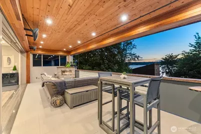 11822 Holmes Point Drive NE, Kirkland, WA 98034 - Photo 16