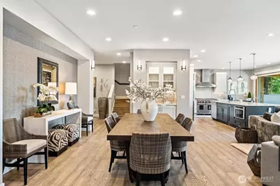 11822 Holmes Point Drive NE, Kirkland, WA 98034 - Photo 10