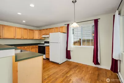 440 26th Avenue E, Seattle, WA 98112 - Photo 14