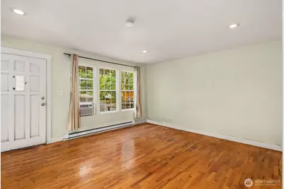 440 26th Avenue E, Seattle, WA 98112 - Photo 12