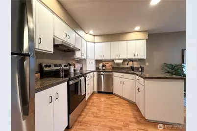 6812 Golf View Drive #B, Lynden, WA 98264 - Photo 14