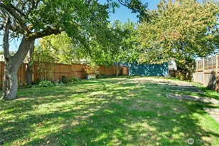 733 N 97th St, Seattle, WA 98103 - Photo 32