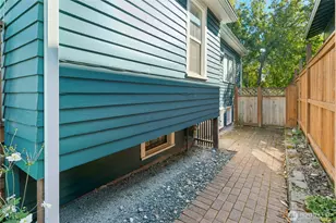 733 N 97th St, Seattle, WA 98103 - Photo 28