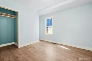 733 N 97th St, Seattle, WA 98103 - Photo 18