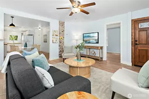 733 N 97th St, Seattle, WA 98103 - Photo 8