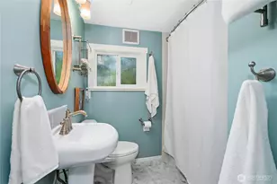 733 N 97th St, Seattle, WA 98103 - Photo 20
