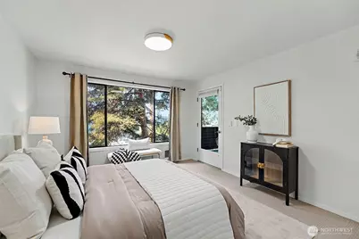 13605 NE 8th Street #203, Bellevue, WA 98005 - Photo 4