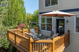 23901 SE 7th Ln, Sammamish, WA 98074 - Photo 32