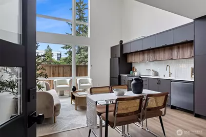 6318 41st Avenue SW #E5, Seattle, WA 98136 - Photo 2