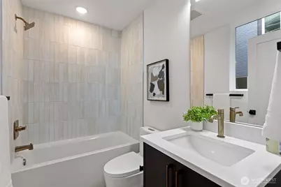 6318 41st Avenue SW #E5, Seattle, WA 98136 - Photo 12