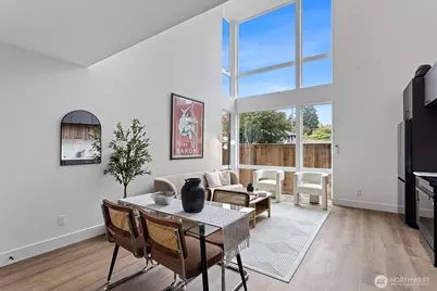 6318 41st Avenue SW #E5, Seattle, WA 98136 - Photo 4