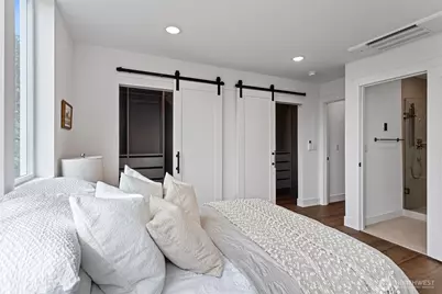 6318 41st Avenue SW #E5, Seattle, WA 98136 - Photo 20