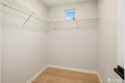 10041 38th Avenue NE, Seattle, WA 98125 - Photo 18
