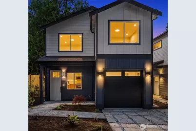 10041 38th Avenue NE, Seattle, WA 98125 - Photo 1