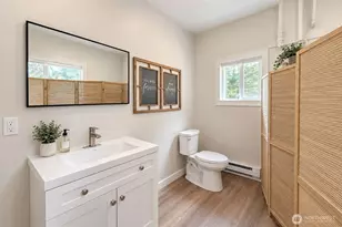10454 Arrow Point Dr NE, Bainbridge Island, WA 98110 - Photo 28