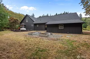 10454 Arrow Point Dr NE, Bainbridge Island, WA 98110 - Photo 34