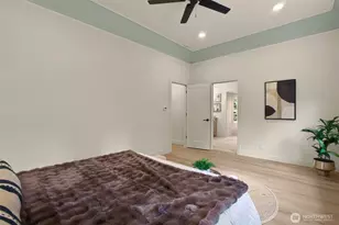 10454 Arrow Point Dr NE, Bainbridge Island, WA 98110 - Photo 16