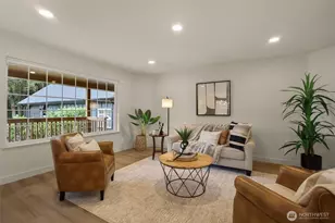 10454 Arrow Point Dr NE, Bainbridge Island, WA 98110 - Photo 2