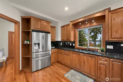4618 Lakeway Drive, Bellingham, WA 98229 - Photo 10