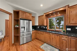 4618 Lakeway Dr, Bellingham, WA 98229 - Photo 10