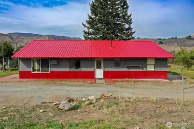 66 State Frontage Road S, Tonasket, WA 98855 - Photo 4