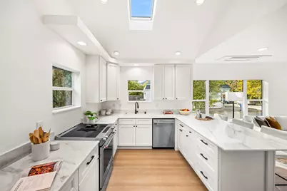 419 NW 73rd Street, Seattle, WA 98117 - Photo 12