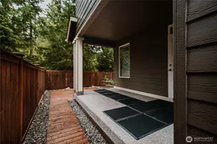 4000 Campus Willows Loop NE, Lacey, WA 98516 - Photo 4