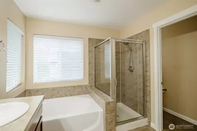 4000 Campus Willows Loop NE, Lacey, WA 98516 - Photo 24