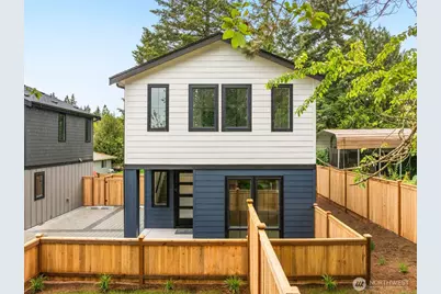 13810 84th Lane NE, Kirkland, WA 98034 - Photo 2